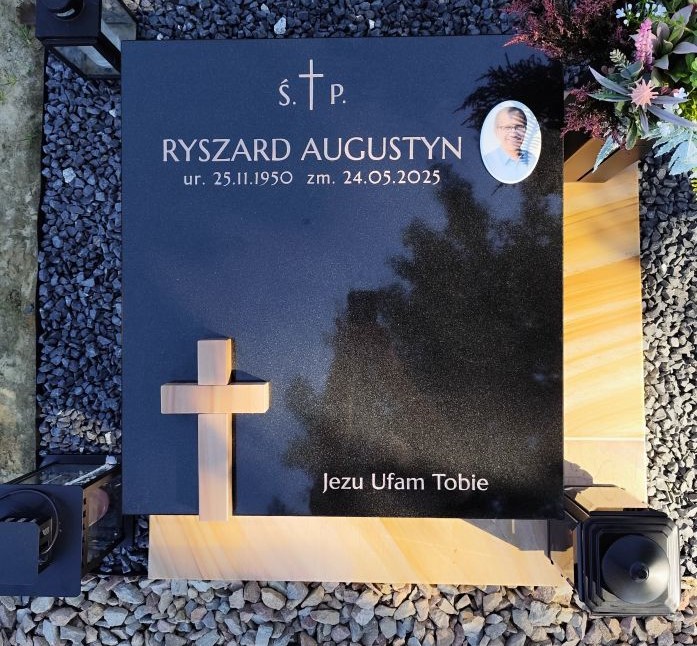 Ryszard Augustyn 1950 Kraków Tyniecki - Grobonet - Wyszukiwarka osób pochowanych