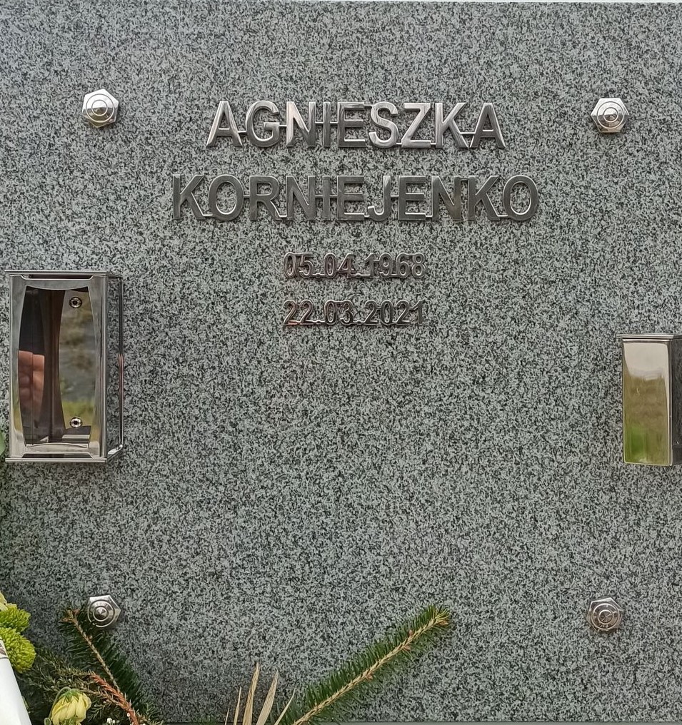 Agnieszka Korniejenko 1968 Kraków Tyniecki - Grobonet - Wyszukiwarka osób pochowanych